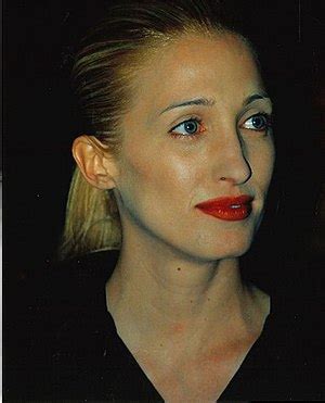 Carolyn Bessette-Kennedy Biography, Age, Height, Husband, Net Worth, Family