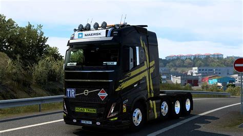 LIGHTBOX MAERSK VOLVO FH 2022 SANAX 1 0 1 47 ETS2 ETS2 Mody ATS Mod