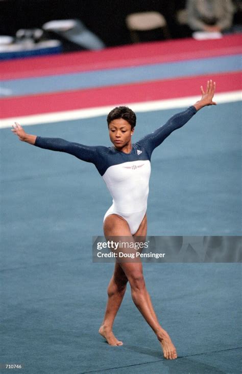 Dominique Dawes Feet