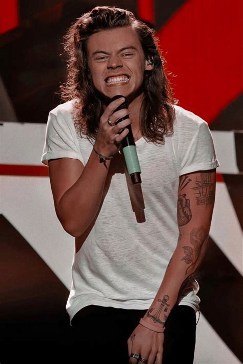 Harry Styles Harry Styles Long Hair Harry Styles Photos Harry