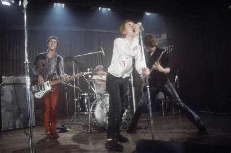 Sex Pistols Icon S Poignant Role In Viviene Westwood S