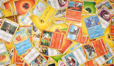 ZESTAW 15 ORYGINALNYCH KART POKEMON KARTY POKEMON NA PREZENT Stan