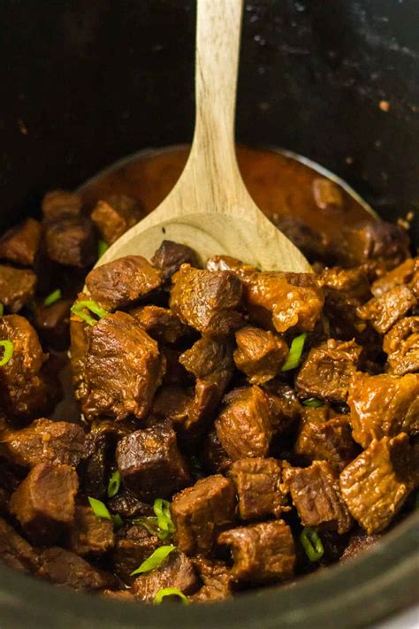 Easy Slow Cooker Honey Bourbon Steak Bites Recipe - Simply Stacie