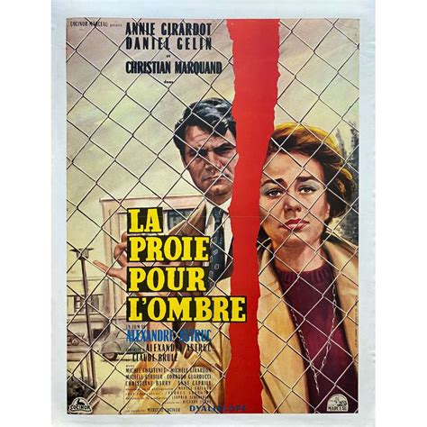 Affiche de film entoilée française de LA PROIE POUR L OMBRE 60x80 cm