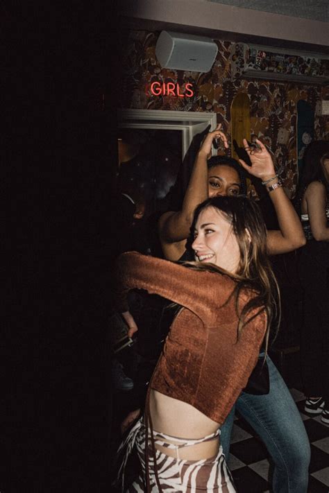 15 Best Lesbian Bars In Seattle Discover Walks Blog