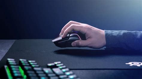 Should you switch to a wireless mouse? | SteelSeries