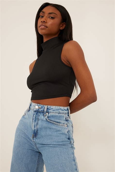 Cropped Turtleneck Top