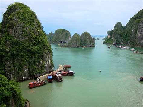 What Are The Top Reasons To Visit Vietnam