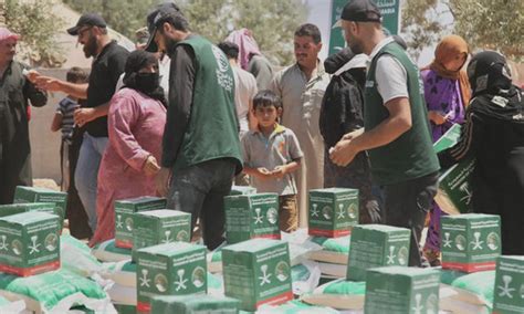 مركز الملك سلمان للإغاثة يوزع 1440 من المساعدات الإغاثية بمحافظة إدلب