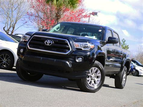 Pre Owned 2017 Toyota Tacoma Sr5 Rwd 4d Double Cab