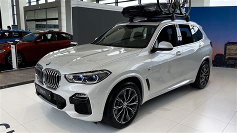 2021 BMW X5 30d X Drive M Sport Package EXTERIOR INTERIOR Walkaround