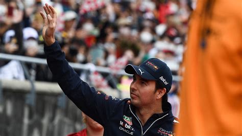 Felicitaciones al Checo Pérez tras podio en el GP de Japón 2022 Uno TV