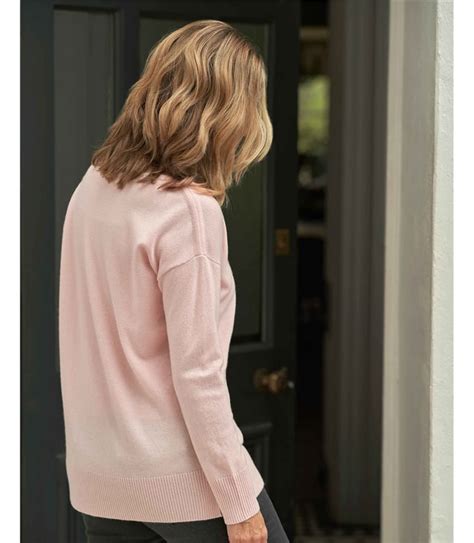 Soft Shell Pink Luxurious Cashmere Boat Neck Jumper WoolOvers AU