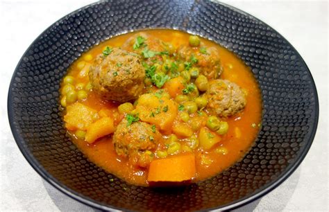 Tajine Boulettes De Viande Petits Pois Simple Gourmand