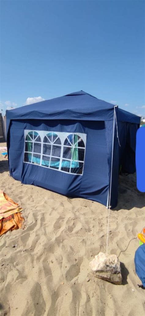 Maxi Tenda In Spiaggia Sanzionata Famiglia Barese Faxonline It