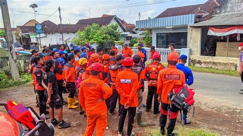 Bocah 13 Tahun Tenggelam Di Sungai Mojosari Tulungagung Ditemukan Tewas