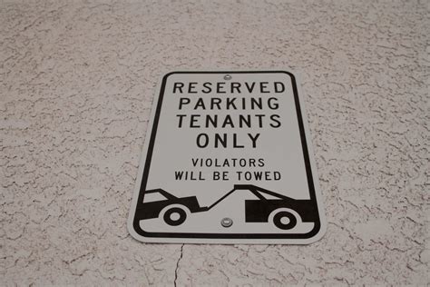 Towing Signs - Matthew Harris Law