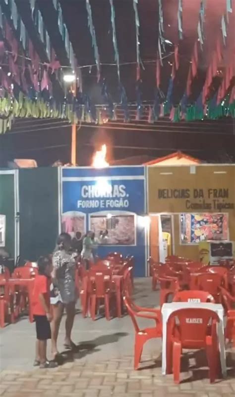 INCÊNDIO DESTRÓI BARRACAS NA ÚLTIMA NOITE DO FESTEJO EM CAMPO MAIOR