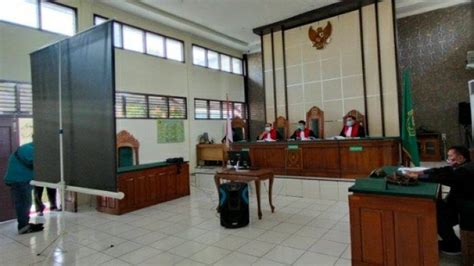 Kades Di Kupang Didenda Rp 50 Juta Karena Ingkar Janji Menikahi