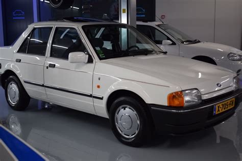 Ford Orion Ghia Benzine Occasion Te Koop Op Autowereld Nl