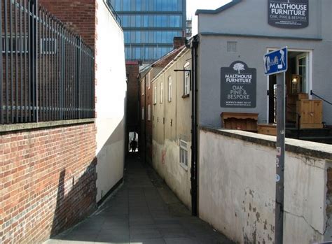 One Post Alley © Evelyn Simak Geograph Britain And Ireland