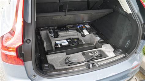 Volvo Xc60 Recharge Luggage Test How Much Cargo Space Autoblog