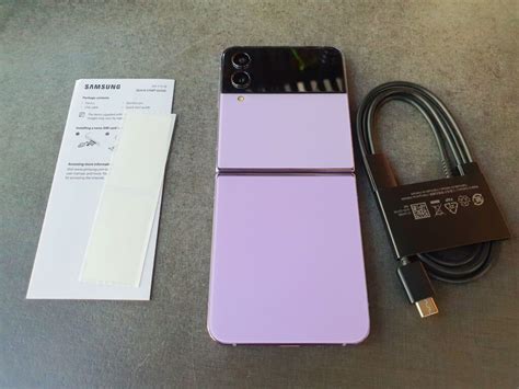 Samsung Galaxy Z Flip First Look And Unboxing Breathtakingly