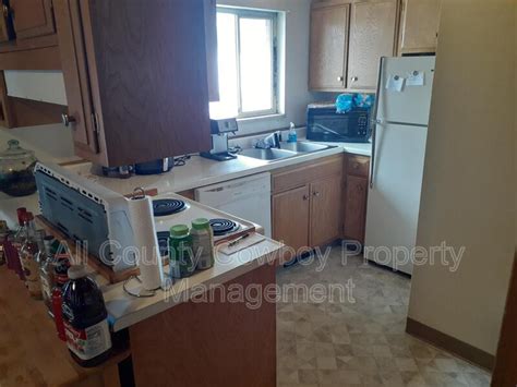 Request A Viewing For 1000 E Garfield St Apt 1 Tenant Turner