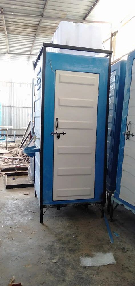 Rectangular FRP Labour Toilet With Water Tank For Indian No Of