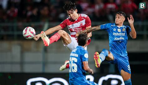 Foto Kembali Taklukkan Madura United Di Final Leg Kedua Persib Juara