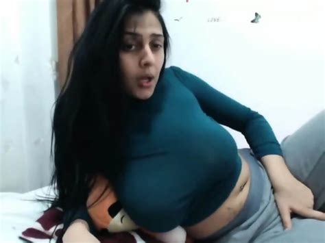 Big Tits Milf Cam Show