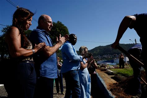 A Gazeta Clarinha Enterrada No Es Ap S Interna O Por Anos