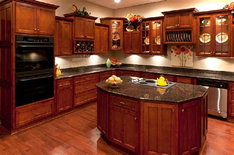 Wooden Kitchen Cabinets