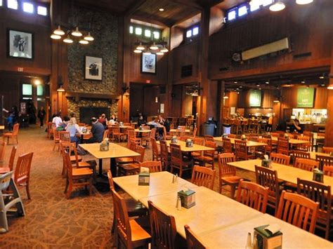 CURRY VILLAGE DINING, Yosemite National Park - Updated 2024 Restaurant ...