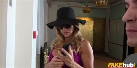 Fakehub Milf Movie Producer Squirts And Fucks Like Crazy Tnaflix