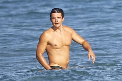 Orlando Bloom Paddle Boarding Orlando Bloom Pictured Completely NAKED While Paddle Boarding