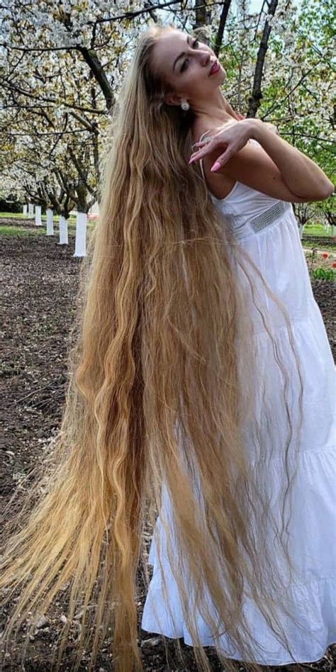 Pin By Terry Nugent On Beautiful Long Blonde Hair Long Hair Women