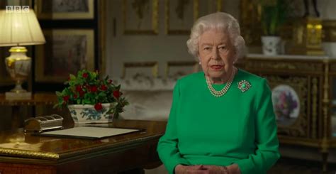 Queen Elizabeth's Inspiring & Heartfelt Speech Has Left The Internet ...