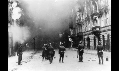 Conditions Inside The Warsaw Ghetto The Holocaust Explained Designed