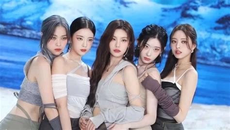 Тест насколько хорошо ты знаешь itzy?