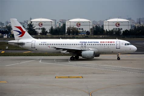 A China Eastern Airlines D Wwdg B Msn Aib