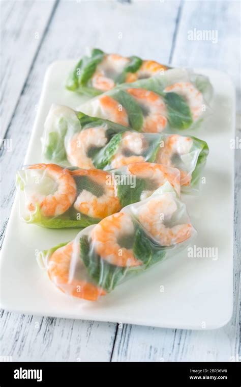 Shrimp rice paper rolls Stock Photo - Alamy