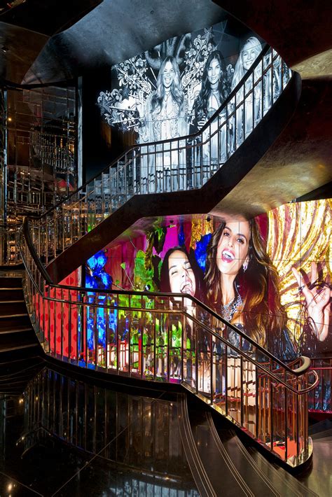 Victoria's Secret Largest Flagship Store in NYC | Gardiner & Theobald