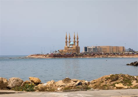 'Death trip': Lebanese of Tripoli risk the Mediterranean to escape