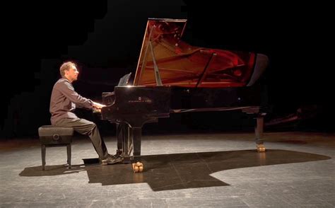 El Pianista Tinerfe O Alfonso Carlos Pestana Olives Rinde Un Homenaje