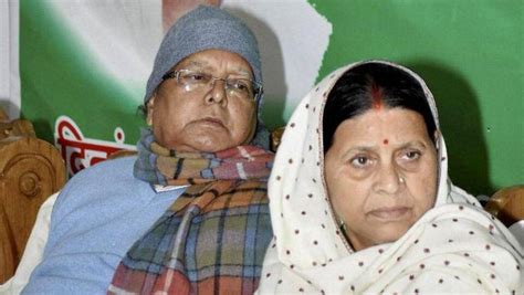 Railways Irregularities Case Lalus Wife Rabri Devi Appears Before Ed