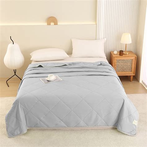 Holloyiver Cooling Blankets For Hot Sleepers All Season Lightweight Cooling Blanket For Night