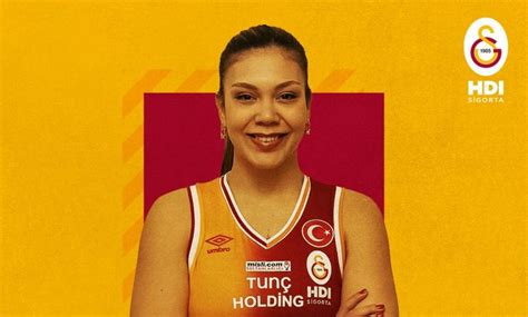 Emine Arıcı Galatasaray HDI Sigortada Voleybolun Renkli Dünyası