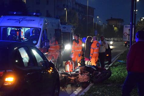 Incidente A Pessano Due I Feriti Le Foto Prima La Martesana