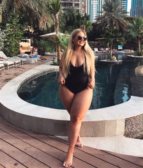 Saggy Titted Beauty Filling Out Her One Piece Nudes Saggy NUDE PICS ORG